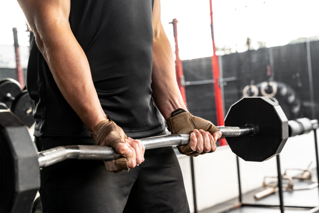 The Ultimate Guide to Weight Lifting Gloves: Benefits, Types, and Uses 2024